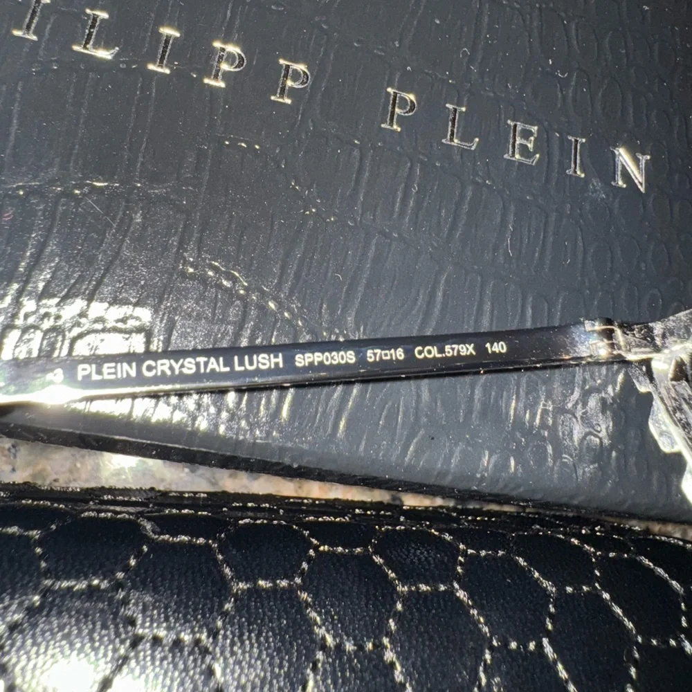 Philipp Plein Crystal embellished Sunglasses - Picture 6 of 8